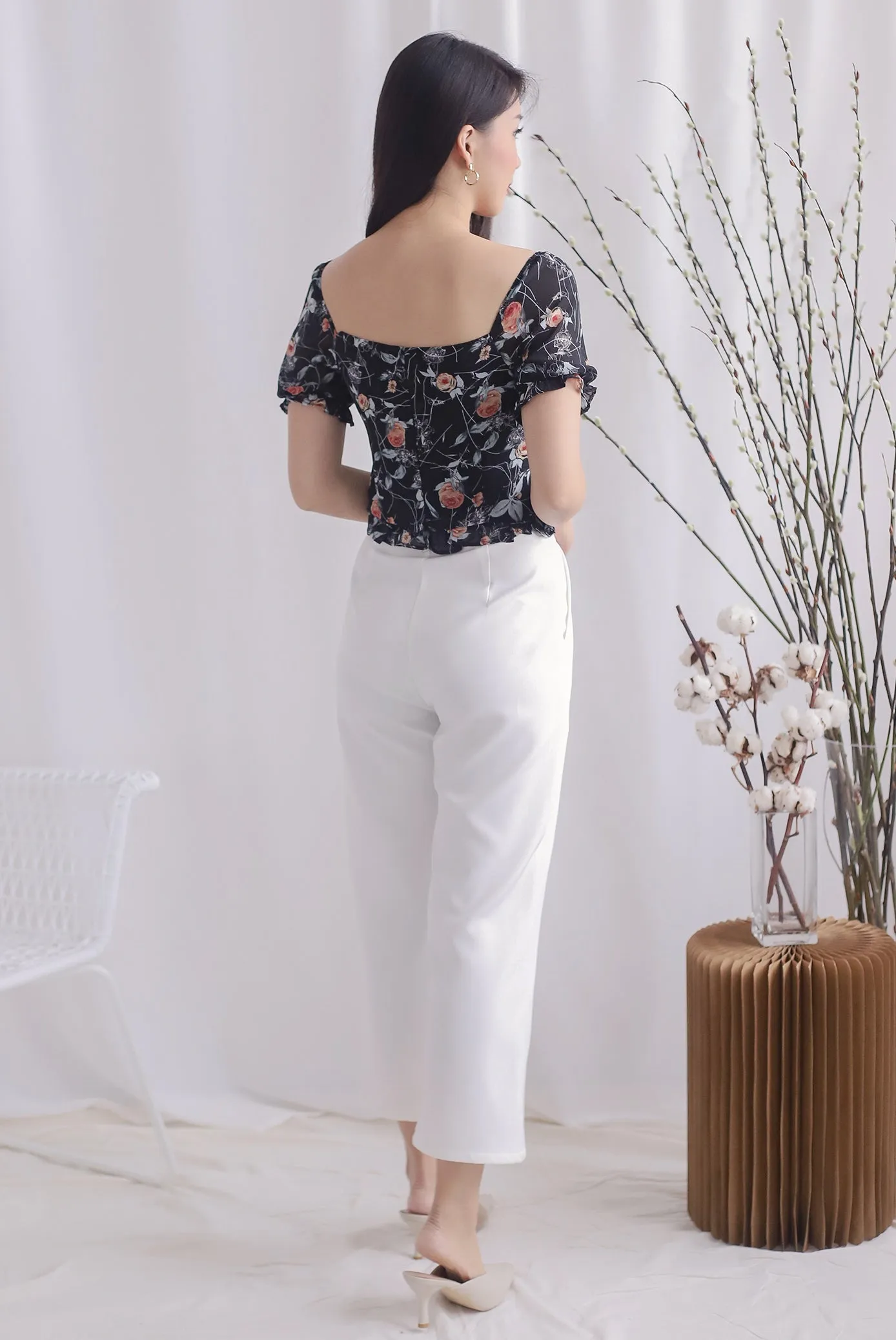 Avery Floral Ruched Puffy Sleeve Top In Black