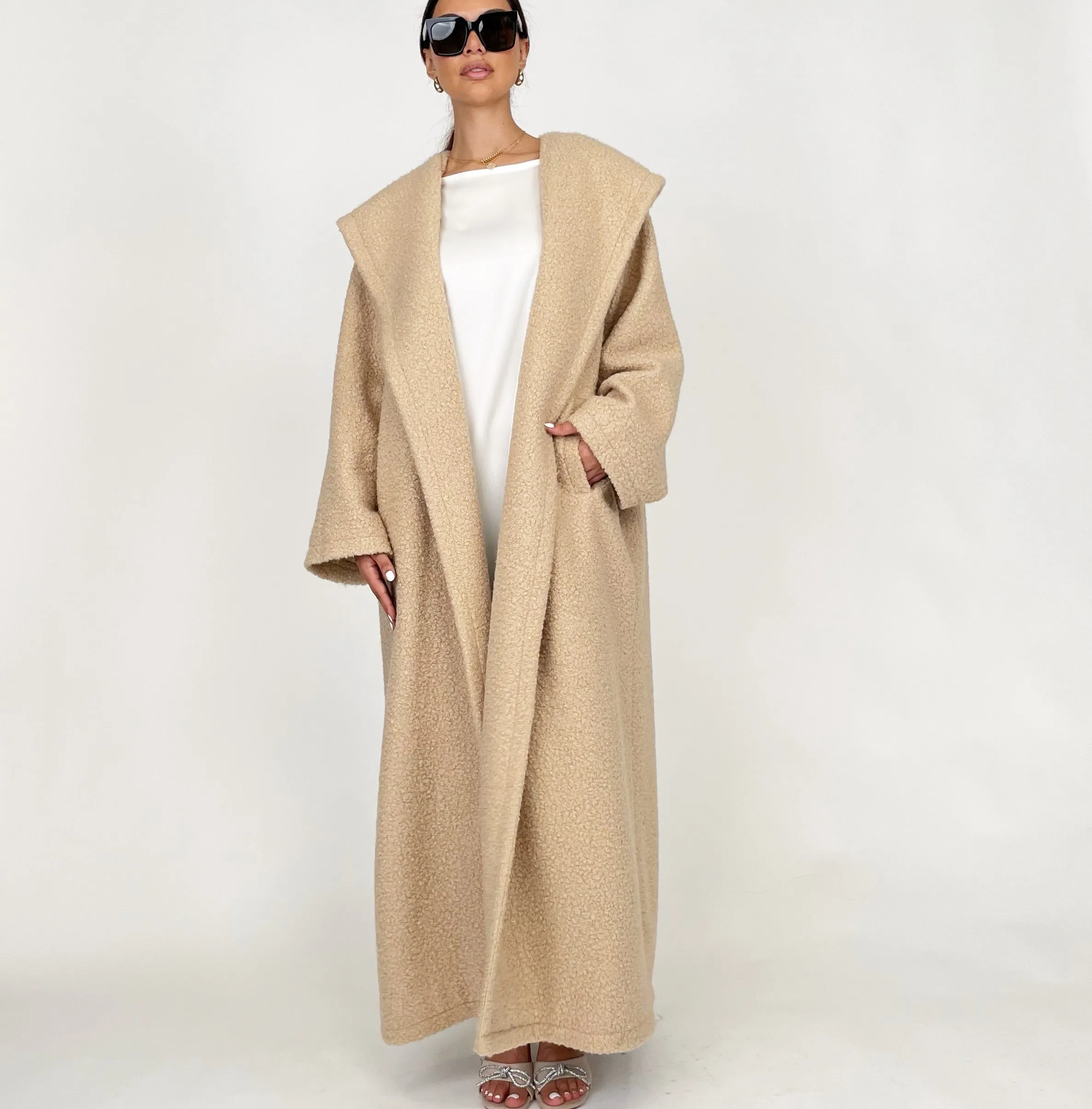 AW24 BEIGE HOODED BLANKET ABAYA OVERCOAT