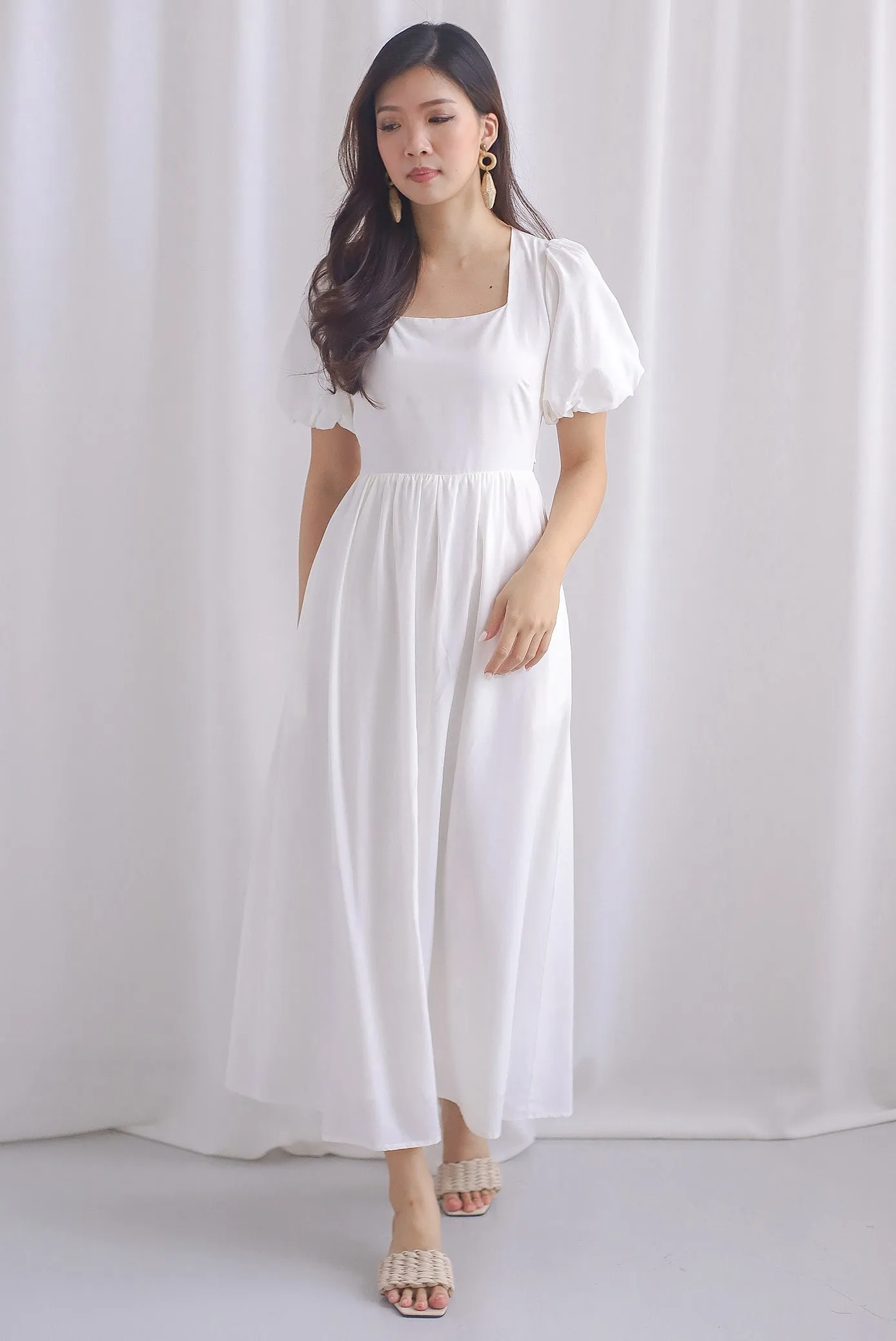 Bayleigh Puffy Sleeve Square Neckline Tie Back Dress In White