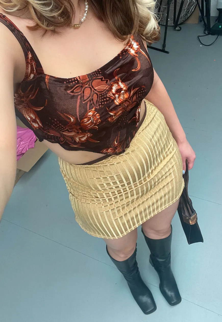 CARAMEL SKIRT