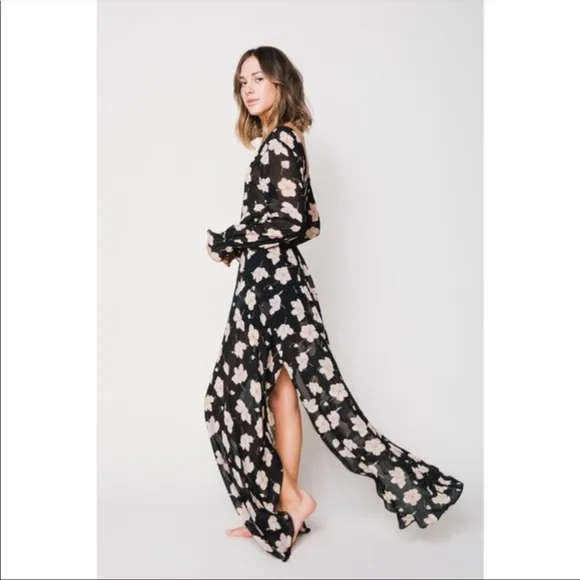 Flynn Skye Oakland? Floral Long Sleeve Maxi Dress SZ XS NWOT