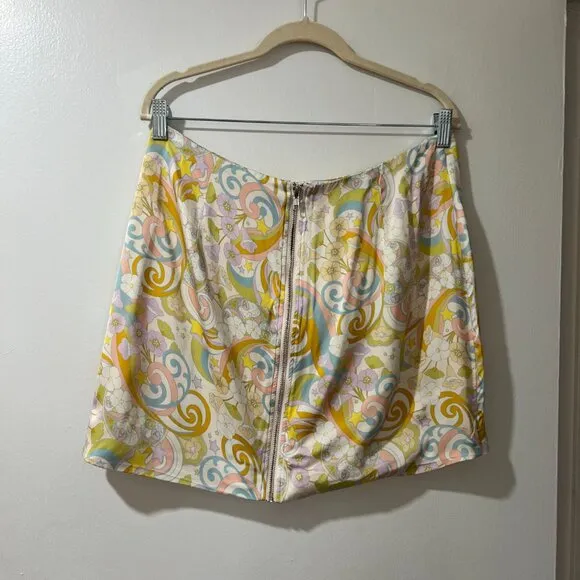For Love &amp; Lemons AIKO Mini Skirt 🌙✨ Size XL - Retro Swirl Print