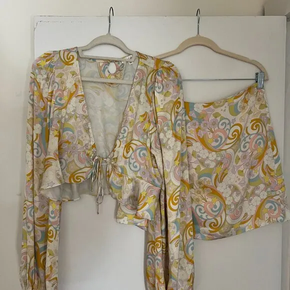 For Love &amp; Lemons AIKO Mini Skirt 🌙✨ Size XL - Retro Swirl Print