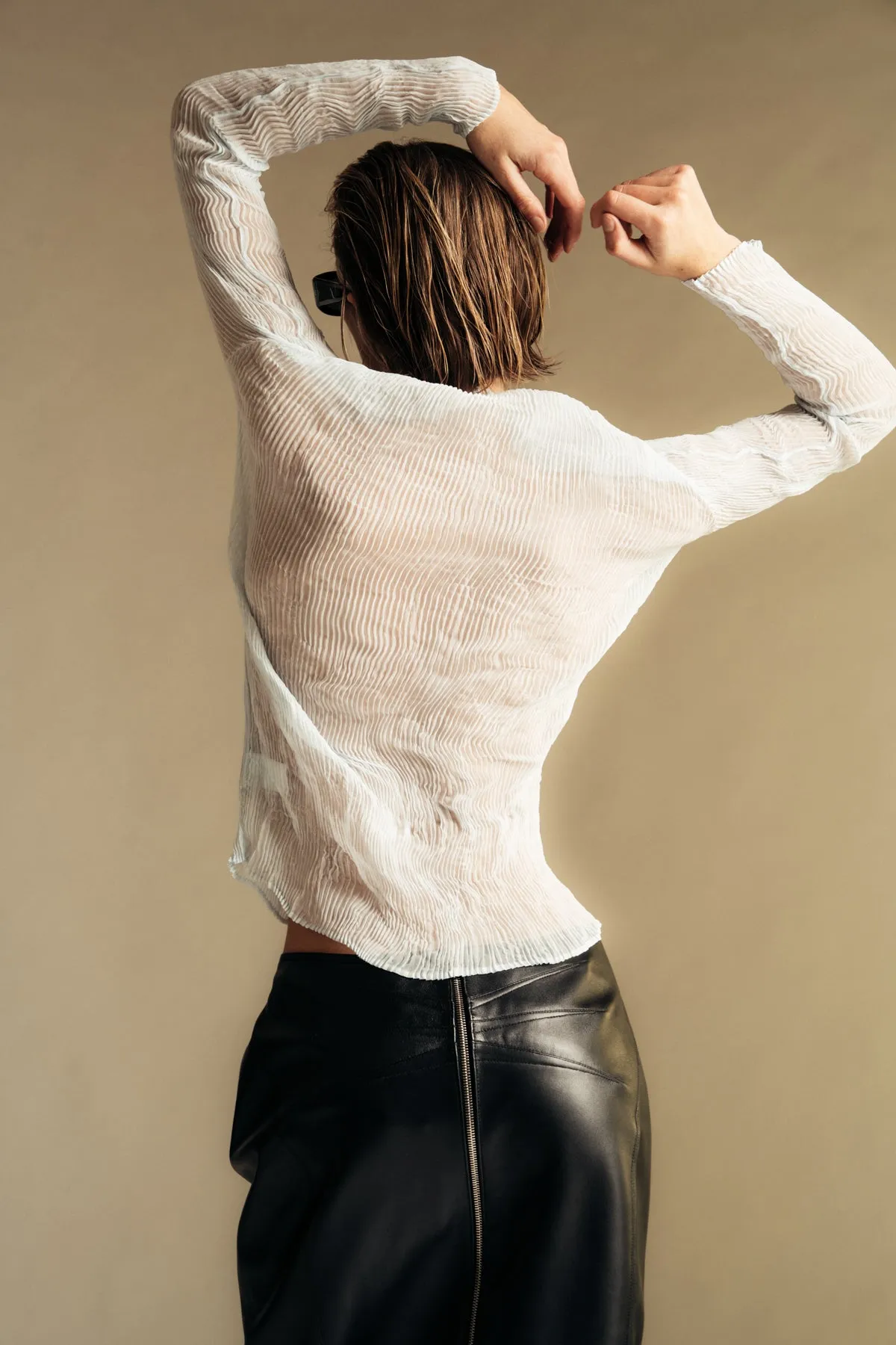ISSEY MIYAKE | CHIFFON TWIST JANUARY TOP