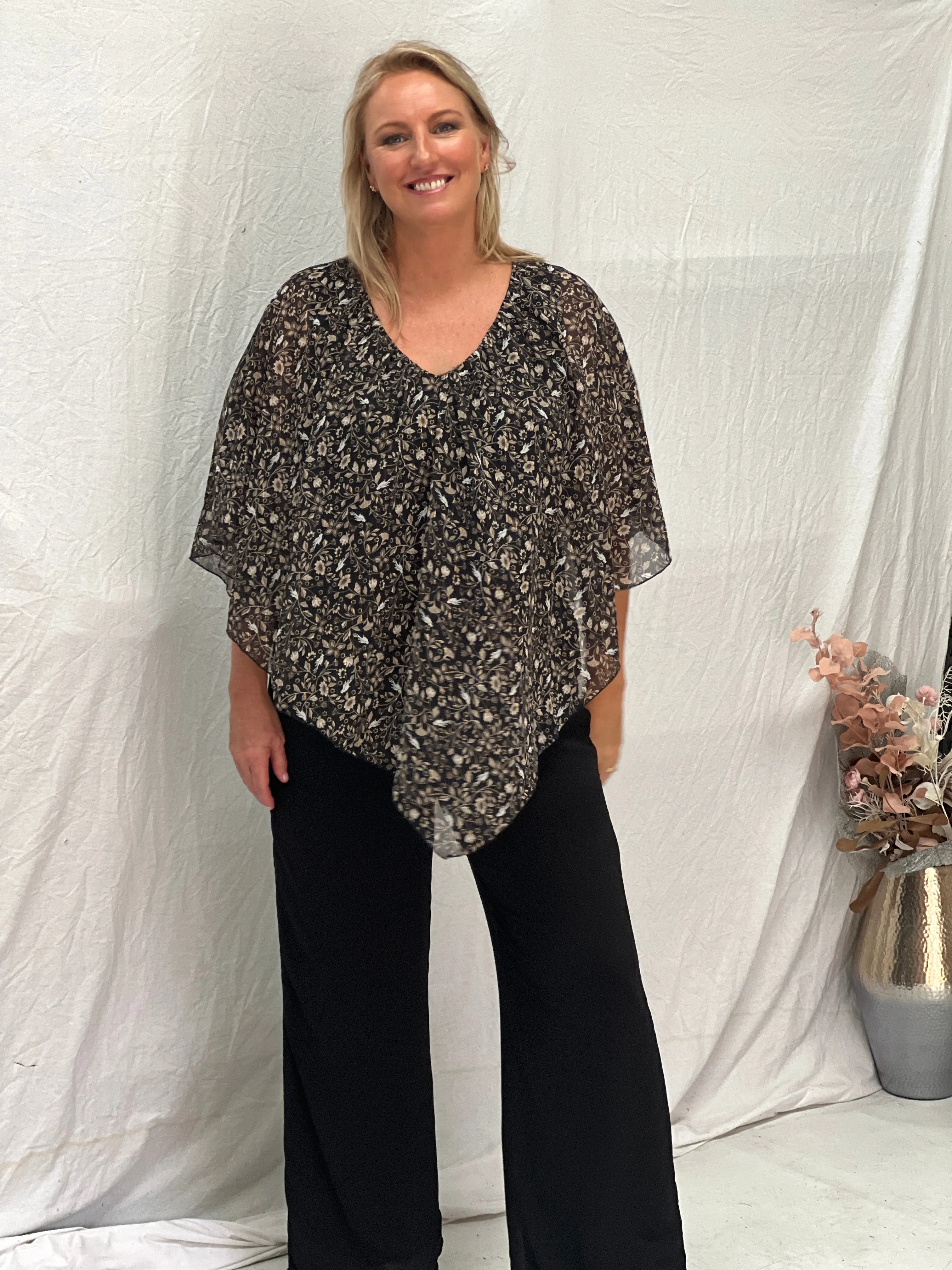 Kelly Black Floral Top