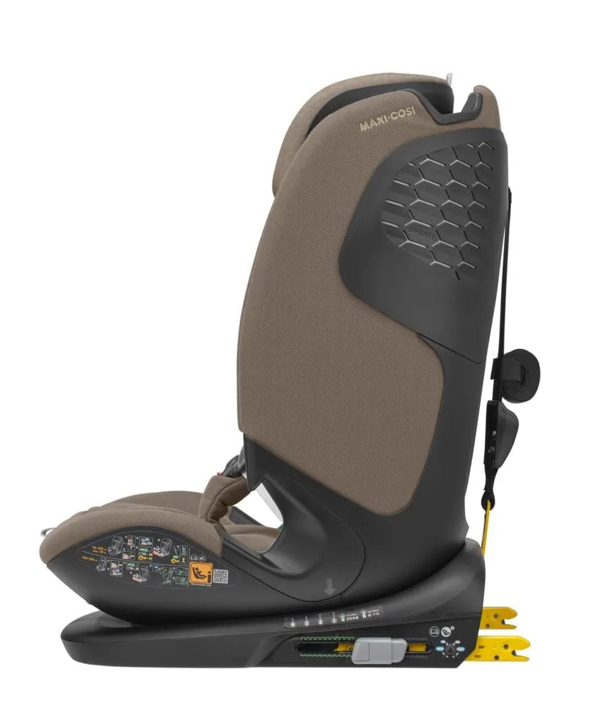 Maxi-Cosi Titan Pro i-Size Car Seat in Authentic Truffle