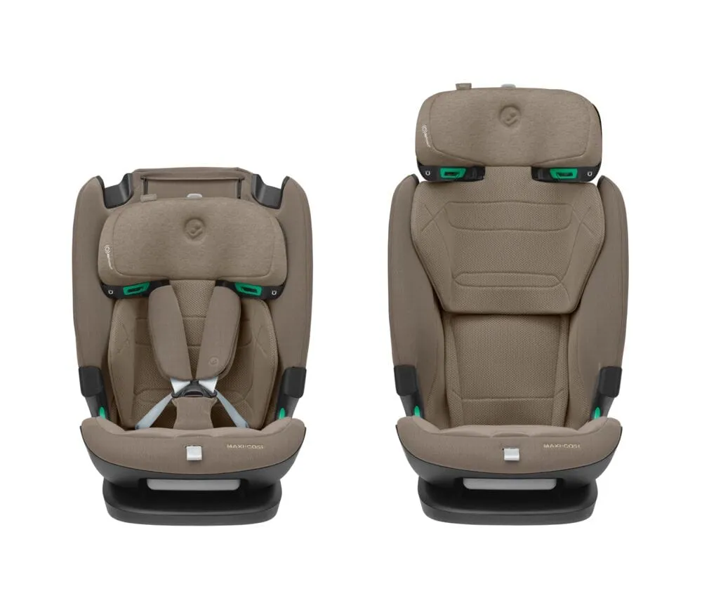 Maxi-Cosi Titan Pro i-Size Car Seat in Authentic Truffle