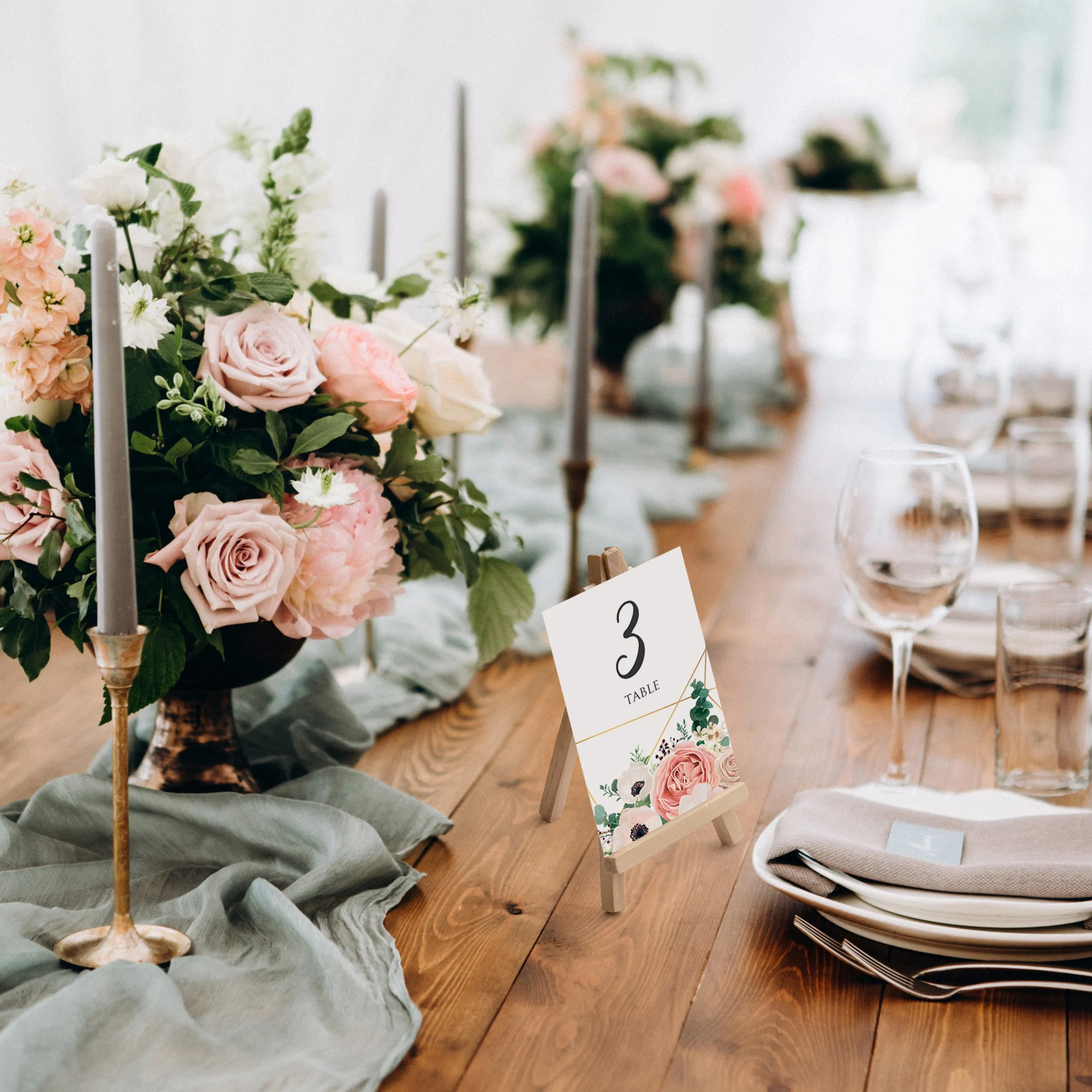 Mini Wooden Easel Table Decroations