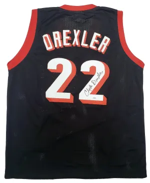PORTLAND TRAIL BLAZERS CLYDE DREXLER AUTOGRAPHED BLACK JERSEY JSA STOCK #197006