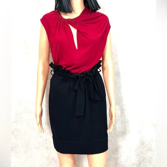 Qi Black Mini Pencil Skirt with Tie Front