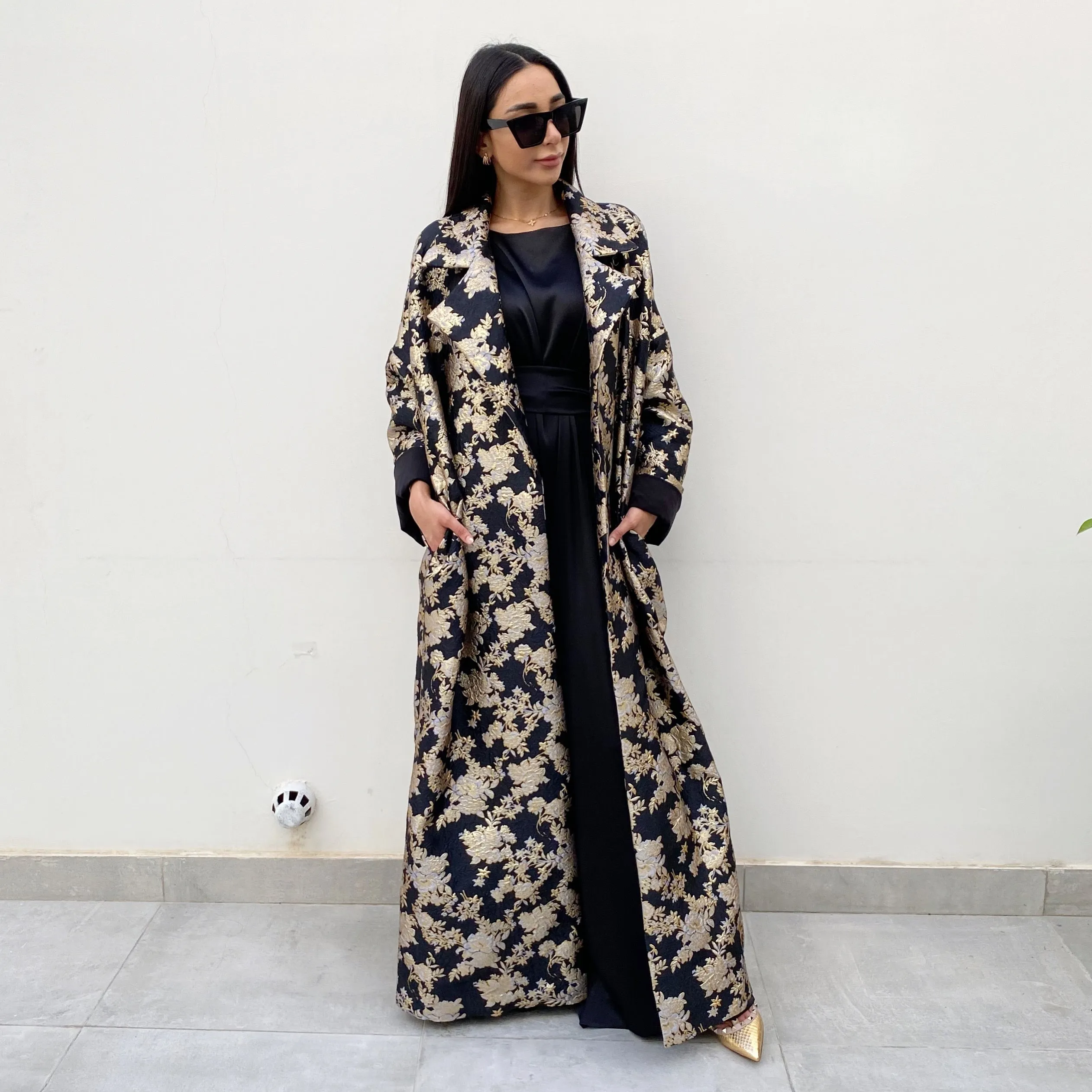 RAM20 PARIS BLACK & GOLD BROCADE LINED OVERCOAT