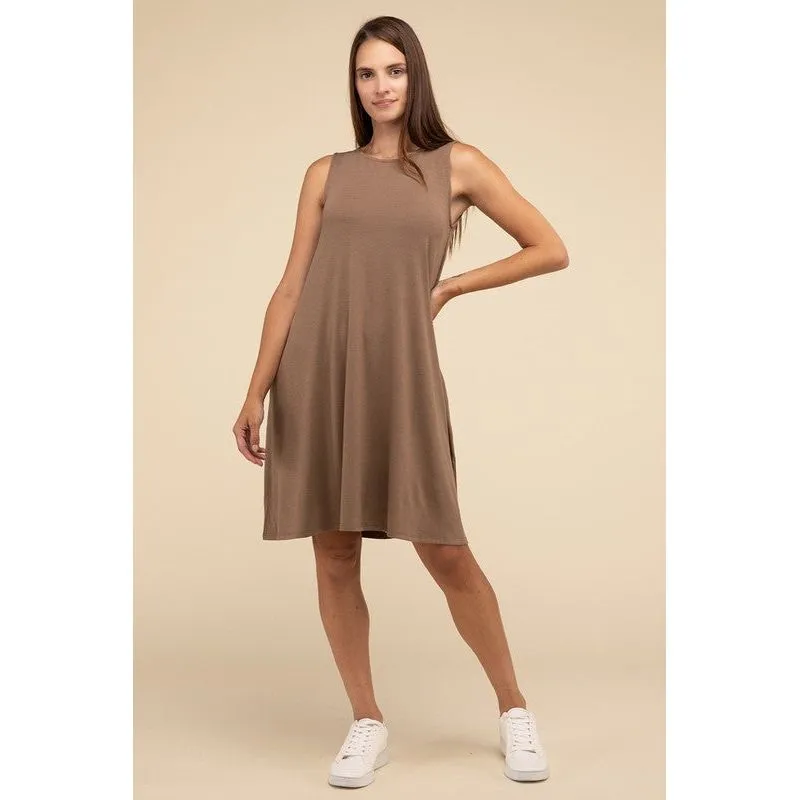 Sleeveless Flared Dress with Side Pockets