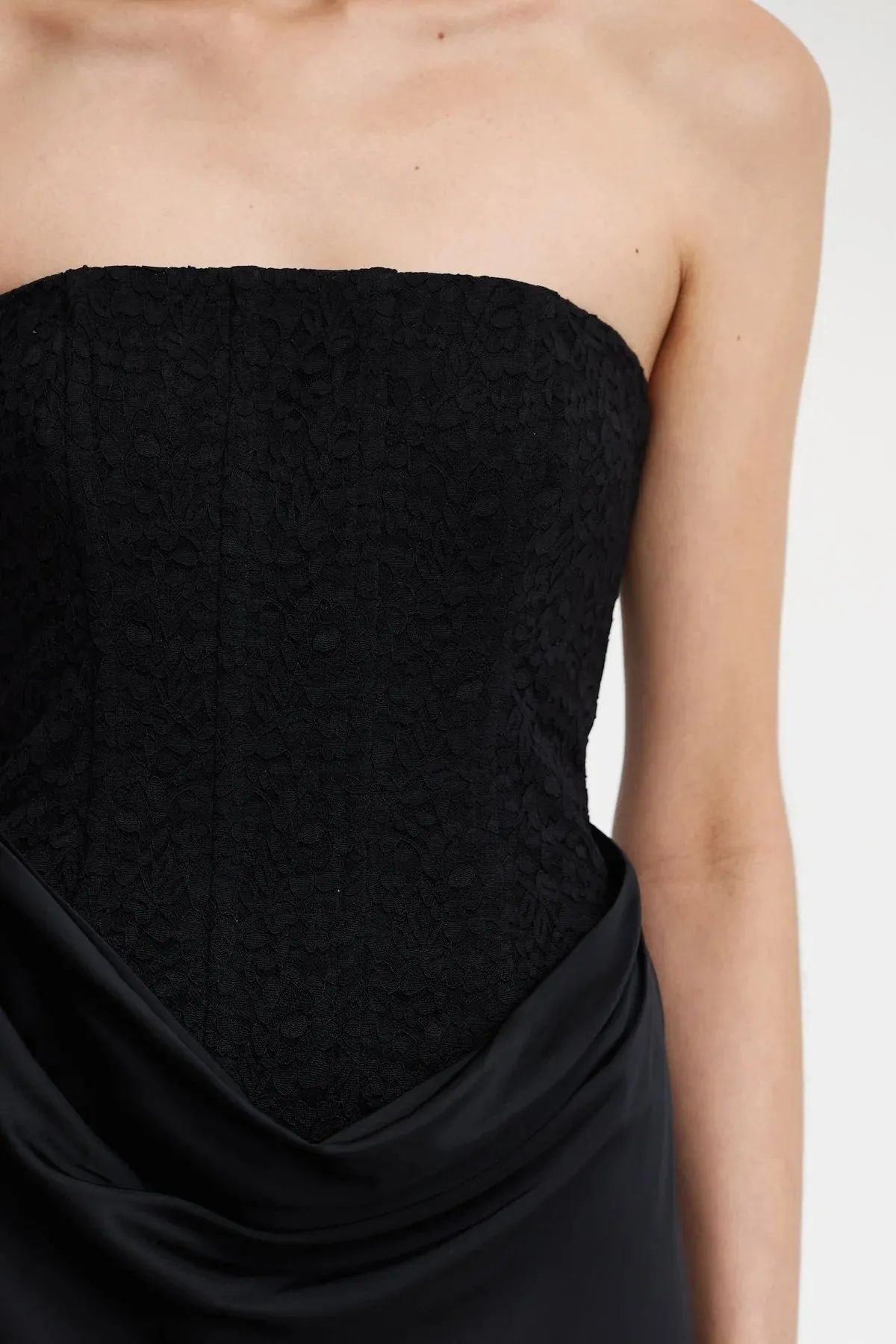 SOFIYA STRAPLESS MAXI DRESS