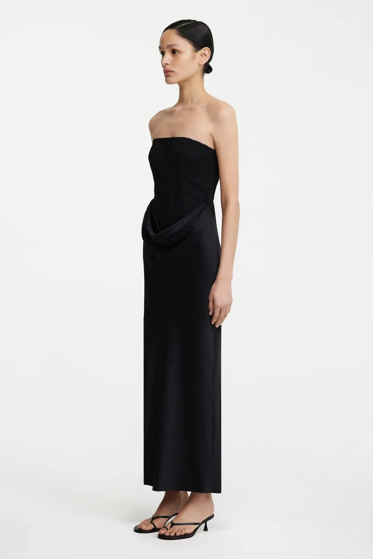SOFIYA STRAPLESS MAXI DRESS