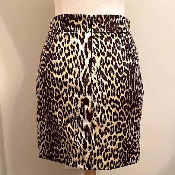 T Tahari Leopard Print Sophisticated Lined Stretch Mini Skirt Size Small