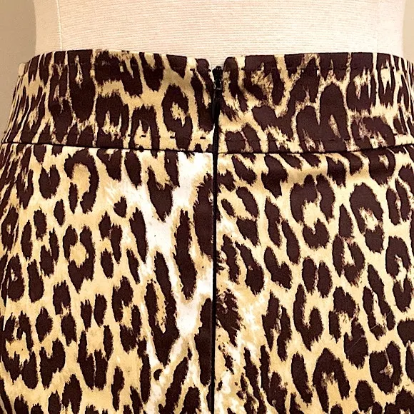 T Tahari Leopard Print Sophisticated Lined Stretch Mini Skirt Size Small