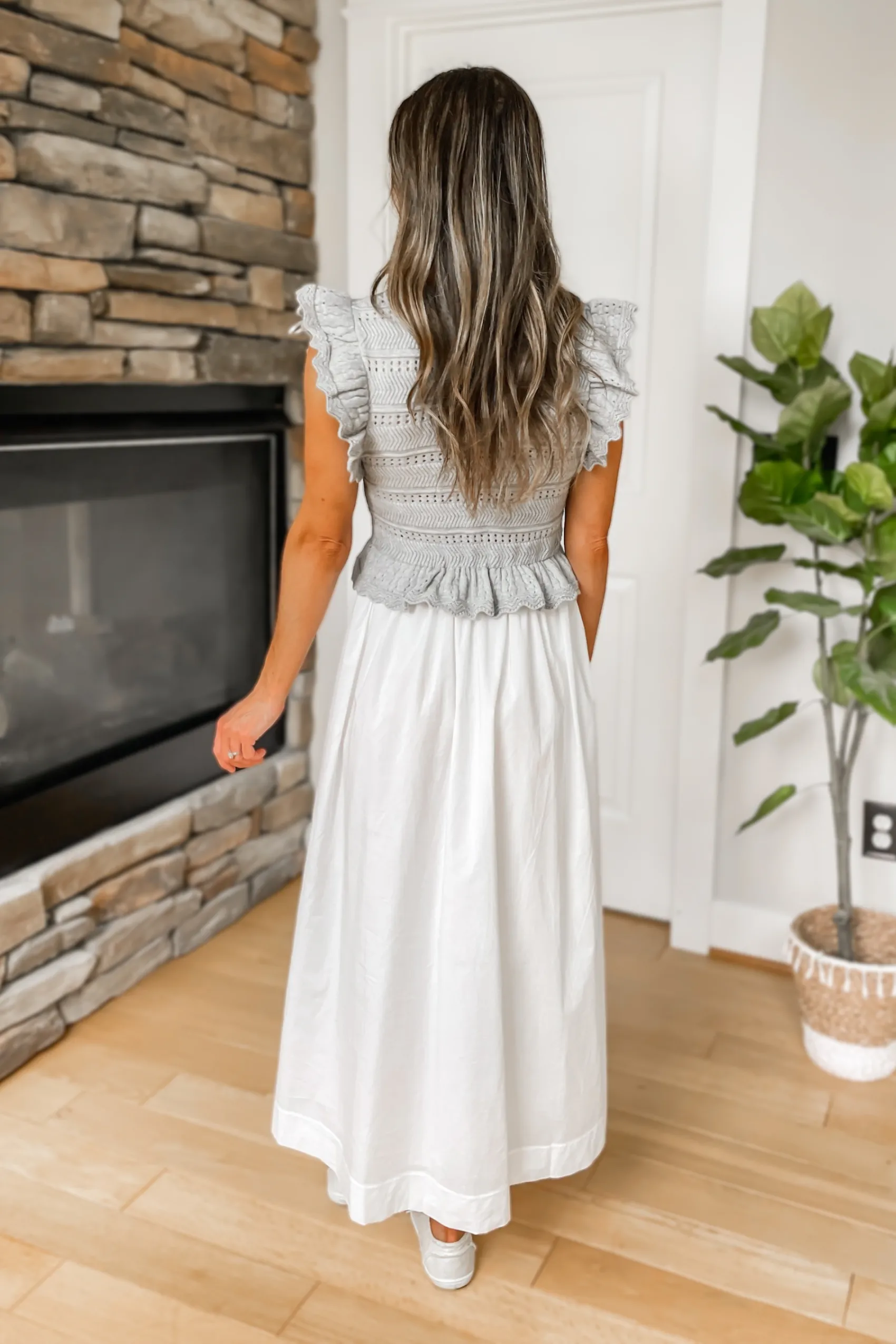 Timeless Ruffle Sleeve Sweater Dress - Grey and White