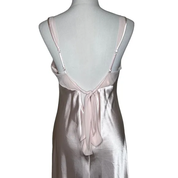 VTG Expressions Lace Embellished Side Slit Full Length Night Gown Blush Pink Med