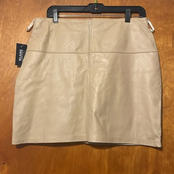 Wilson’s leather Cream mini Skirt