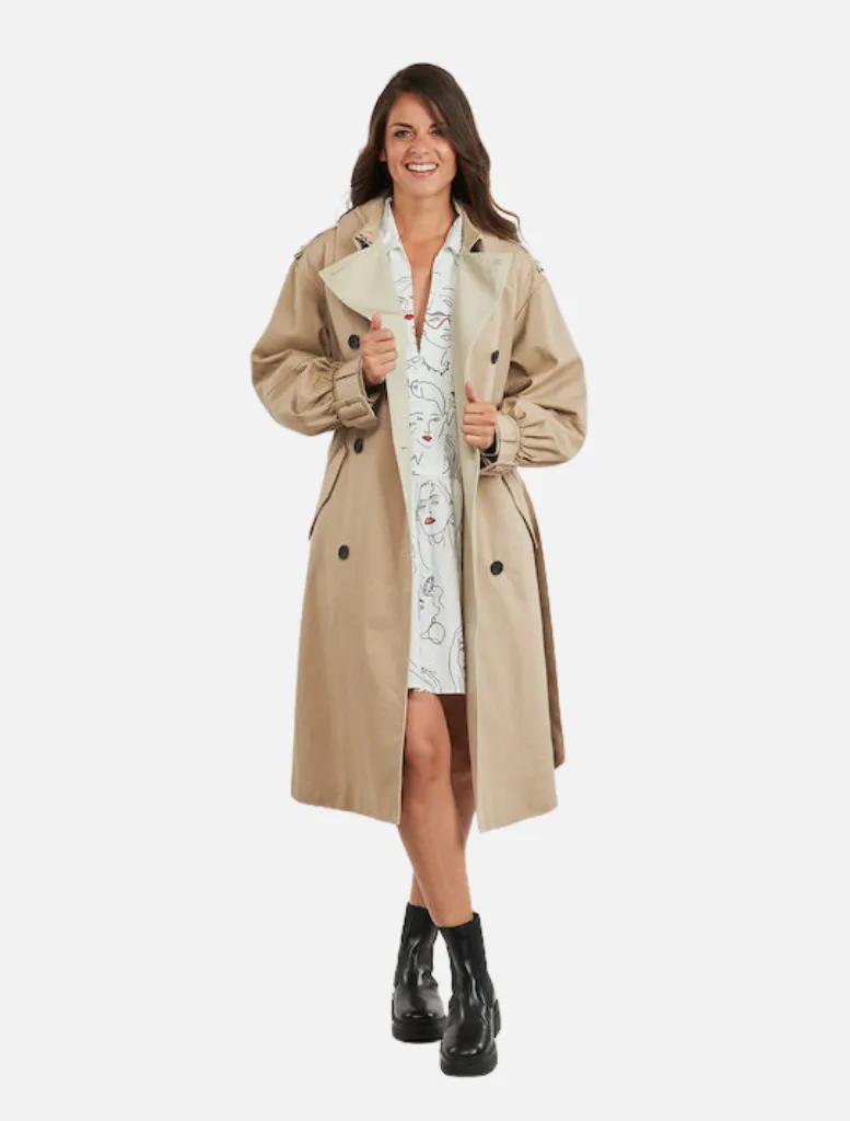 Women's beige coat with buttons